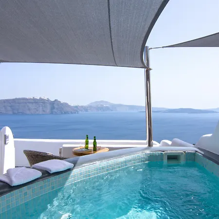 秘密传奇套房酒店 5* 伊亚