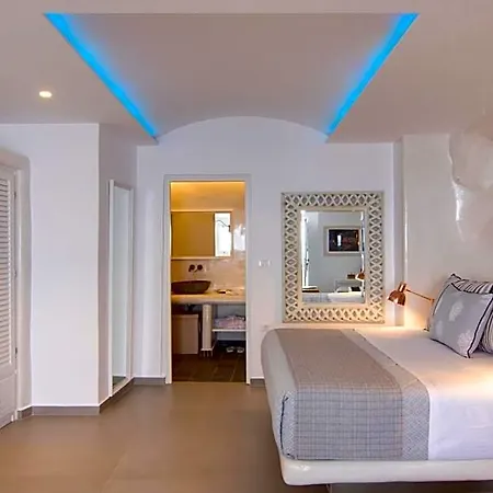 سيكرت ليجند سويتس 5*
