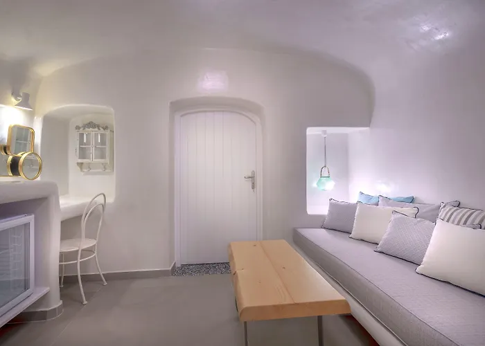 Secret Legend (adults Only) 5* Oia (Santorini)