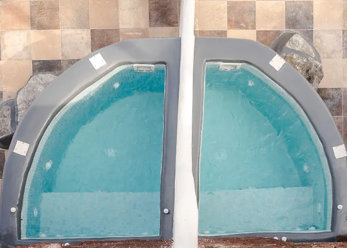 秘密传奇套房酒店